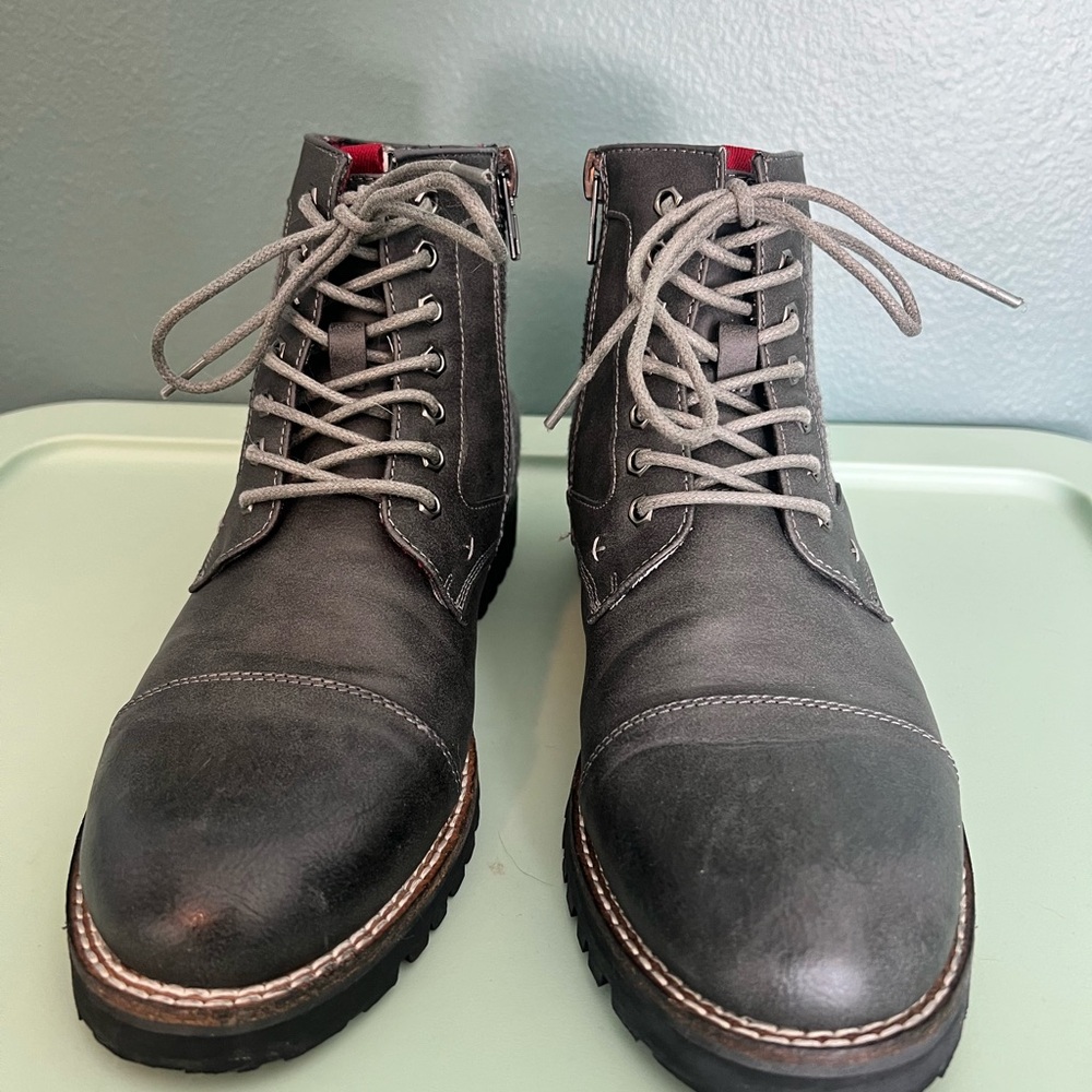 Stylish Black Leather Boots for Men